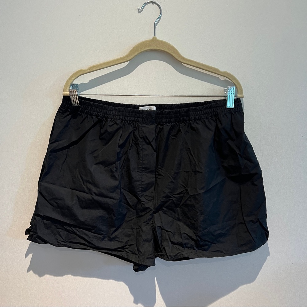 Babaton Deakins Shorts - Picture 2 of 4